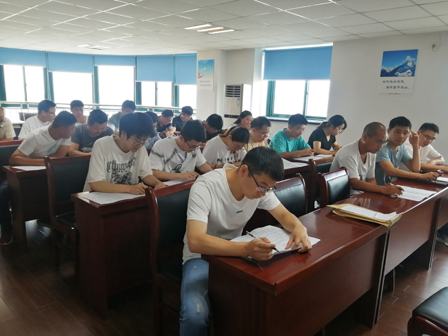 以考促學、以學促廉