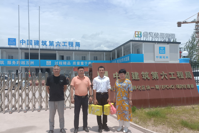 炎炎夏日送清涼，滴滴關懷沁人心